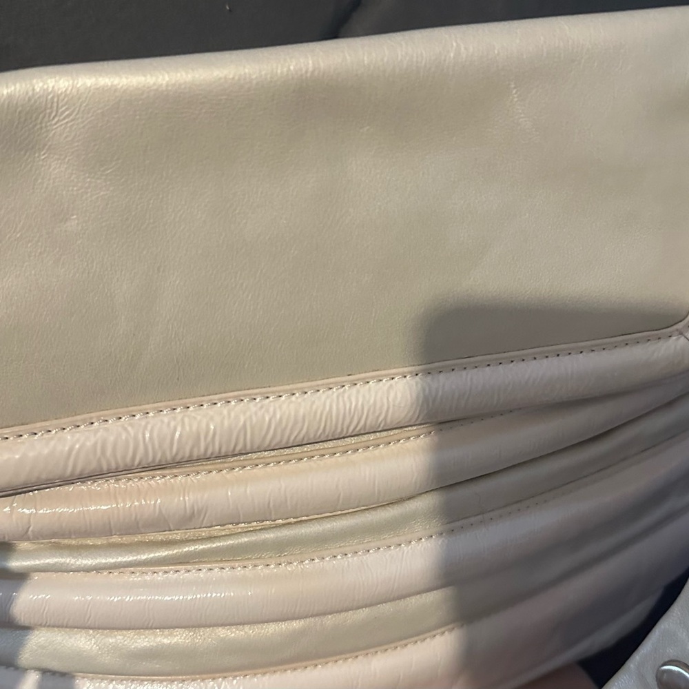 Rare Mimco leather pearl white bag a must see very elegant! - Picture 4 of 11